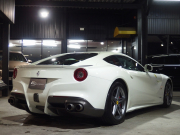 フェラーリ F12ベルリネッタ 正規ディーラー車 左ハンドル  20インチアルミ フロントリフティング カーボンエンジンフード カーボンブレーキ 中古車