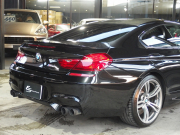 BMW Mシリーズ M6 正規ディーラー車 右ハンドル 20inアルミホイール カーボンファイバールーフ カーボンインテリア LEDヘッドライト HDDナビ 中古車