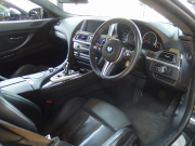 BMW Mシリーズ M6 正規ディーラー車 右ハンドル 20inアルミホイール カーボンファイバールーフ カーボンインテリア LEDヘッドライト HDDナビ 中古車