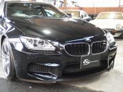 BMW Mシリーズ M6 正規ディーラー車 右ハンドル 20inアルミホイール カーボンファイバールーフ カーボンインテリア LEDヘッドライト HDDナビ 中古車
