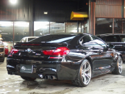 BMW Mシリーズ M6 正規ディーラー車 右ハンドル 20inアルミホイール カーボンファイバールーフ カーボンインテリア LEDヘッドライト HDDナビ 中古車
