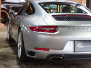 ポルシェ 911(Type991) カレラ PDK 後期モデル 正規ディーラー車 ワンオーナー 右ハンドル 純正19inアルミ スポーツデザインステアリング パドルシフト  PASM 中古車