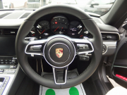 ポルシェ 911(Type991) カレラ PDK 後期モデル 正規ディーラー車 ワンオーナー 右ハンドル 純正19inアルミ スポーツデザインステアリング パドルシフト  PASM 中古車