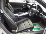 ポルシェ 911(Type991) カレラ PDK 後期モデル 正規ディーラー車 ワンオーナー 右ハンドル 純正19inアルミ スポーツデザインステアリング パドルシフト  PASM 中古車