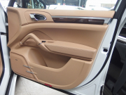 ポルシェ カイエン V6 左ハンドル EUR-GTエアロ サンルーフ シートヒーター BOSE 中古車