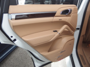 ポルシェ カイエン V6 左ハンドル EUR-GTエアロ サンルーフ シートヒーター BOSE 中古車