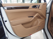 ポルシェ カイエン V6 左ハンドル EUR-GTエアロ サンルーフ シートヒーター BOSE 中古車
