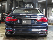 BMW 7シリーズ 740i 正規ディーラー車 プラスパッケージ ドライビングアシスタントプラス ハーマンカードン ブラウンレザー シートヒーター シートベンチレーション 中古車