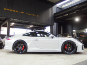 ポルシェ&nbsp;911(Type991)&nbsp;カレラ 右ハンドル  スポクロPKG EUR-GTエアロ ES8-22inアルミ ESダウンサス レザーインテリア サンルーフ スポーツシート&nbsp;中古車