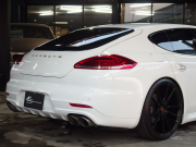 ポルシェ&nbsp;パナメーラ&nbsp;4エディション  PDK 正規ディーラー車 右ハンドル ES9-22inアルミ ダウンサス PASM サンルーフ レザーインテリア スポーツエグゾースト&nbsp;中古車