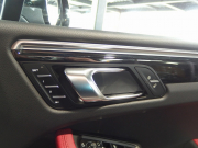 ポルシェ&nbsp;マカン&nbsp;S PDK 正規ディーラー車  PDLS ツートンレザーインテリア シートヒーター 18inアルミ 純正SDナビ&nbsp;中古車