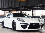 ポルシェ パナメーラ 4S 正規ディーラー車 左ハンドル EUR-GTエアロ ES9-22AW エアサス PASM スポーツエキゾースト オールペイント 中古車