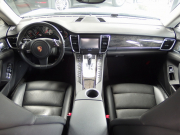 ポルシェ パナメーラ 4S 正規ディーラー車 左ハンドル EUR-GTエアロ ES9-22AW エアサス PASM スポーツエキゾースト オールペイント 中古車