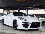 ポルシェ パナメーラ 4S 正規ディーラー車 左ハンドル EUR-GTエアロ ES9-22AW エアサス PASM スポーツエキゾースト オールペイント 中古車