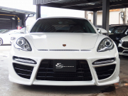 ポルシェ パナメーラ 4S 正規ディーラー車 左ハンドル EUR-GTエアロ ES9-22AW エアサス PASM スポーツエキゾースト オールペイント 中古車