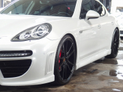 ポルシェ パナメーラ 4S 正規ディーラー車 左ハンドル EUR-GTエアロ ES9-22AW エアサス PASM スポーツエキゾースト オールペイント 中古車