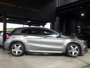 メルセデスベンツ GLA 180 中古車