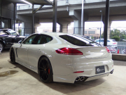 ポルシェ パナメーラ 正規ディーラー車 右ハンドル PDK  後期モデル  EUR-GTエアロ ES9-22inアルミ ESダウンサス PASM  クルコン シートヒーター 中古車