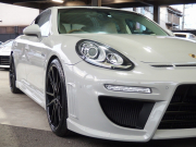 ポルシェ パナメーラ 正規ディーラー車 右ハンドル PDK  後期モデル  EUR-GTエアロ ES9-22inアルミ ESダウンサス PASM  クルコン シートヒーター 中古車