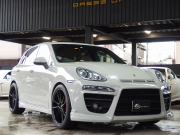 ポルシェ カイエン 正規ディーラー車 右ハンドル EUR-GT ES9-22inアルミ ESダウンサス ESスポーツマフラー 中古車