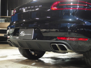 ポルシェ マカン ターボ 正規ディーラー車 スポーツクロノPKG エアサス 21inアルミ コンフォートメモリーPKG エントリドライブ 純正SDナビ 中古車