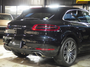 ポルシェ マカン ターボ 正規ディーラー車 スポーツクロノPKG エアサス 21inアルミ コンフォートメモリーPKG エントリドライブ 純正SDナビ 中古車