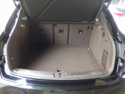 ポルシェ マカン ターボ 正規ディーラー車 スポーツクロノPKG エアサス 21inアルミ コンフォートメモリーPKG エントリドライブ 純正SDナビ 中古車