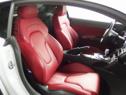 アウディ&nbsp;R8&nbsp;V10 5.2 FSI クワトロ 正規ディーラー車 左ハンドル パワークラフトマフラー 19in アルミ カーボンサイドブレード  カーボンエンジンカバー&nbsp;中古車