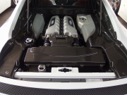 アウディ&nbsp;R8&nbsp;V10 5.2 FSI クワトロ 正規ディーラー車 左ハンドル パワークラフトマフラー 19in アルミ カーボンサイドブレード  カーボンエンジンカバー&nbsp;中古車