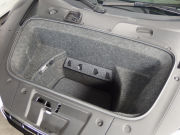 アウディ&nbsp;R8&nbsp;V10 5.2 FSI クワトロ 正規ディーラー車 左ハンドル パワークラフトマフラー 19in アルミ カーボンサイドブレード  カーボンエンジンカバー&nbsp;中古車