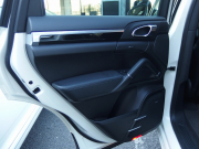 ポルシェ カイエン V6 3.6L 左H ESスポーツマフラー ESダウンサス 社外22inアルミ パノラミックルーフ パークトロニック シートヒーター 中古車