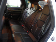 ポルシェ カイエン V6 3.6L 左H ESスポーツマフラー ESダウンサス 社外22inアルミ パノラミックルーフ パークトロニック シートヒーター 中古車