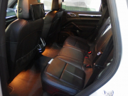 ポルシェ カイエン V6 3.6L 左H ESスポーツマフラー ESダウンサス 社外22inアルミ パノラミックルーフ パークトロニック シートヒーター 中古車