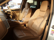 ポルシェ カイエン 正規ディーラー車 右ハンドル EUR-GTエアロ 22inアルミ クルーズコントロール シートヒーター 中古車