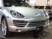 ポルシェ カイエン S　正規ディーラー車　左ハンドル　サンルーフ　社外22inアルミ　シートヒーター　純正HDDナビ 中古車