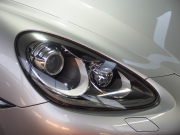 ポルシェ カイエン S　正規ディーラー車　左ハンドル　サンルーフ　社外22inアルミ　シートヒーター　純正HDDナビ 中古車