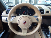 ポルシェ ボクスター 正規ディーラー車　左ハンドル　PDK　ボクスターS用19inアルミ　スポーツエグゾースト　シートヒーター　純正メモリーナビ 中古車