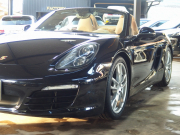 ポルシェ ボクスター 正規ディーラー車　左ハンドル　PDK　ボクスターS用19inアルミ　スポーツエグゾースト　シートヒーター　純正メモリーナビ 中古車