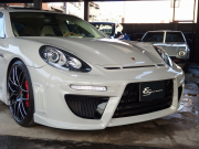 ポルシェ パナメーラ S 正規ディーラー車  左ハンドル EUR-GTエアロ 22inアルミ エアサス PASM サンルーフ エントリドライブ 中古車