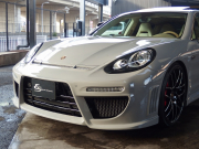 ポルシェ パナメーラ S 正規ディーラー車  左ハンドル EUR-GTエアロ 22inアルミ エアサス PASM サンルーフ エントリドライブ 中古車