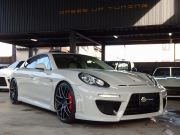 ポルシェ パナメーラ S 正規ディーラー車  左ハンドル EUR-GTエアロ 22inアルミ エアサス PASM サンルーフ エントリドライブ 中古車