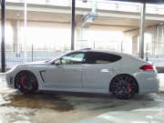 ポルシェ パナメーラ S 正規ディーラー車  左ハンドル EUR-GTエアロ 22inアルミ エアサス PASM サンルーフ エントリドライブ 中古車