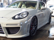 ポルシェ パナメーラ S 正規ディーラー車  左ハンドル EUR-GTエアロ 22inアルミ エアサス PASM サンルーフ エントリドライブ 中古車