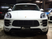 ポルシェ マカン ターボ　正規ディーラー車　ワンオーナー　ES112-22inアルミ　H＆Rダウンサス　PASM　スポーツシート　純正メモリーナビ 中古車