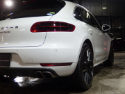 ポルシェ マカン ターボ　正規ディーラー車　ワンオーナー　ES112-22inアルミ　H＆Rダウンサス　PASM　スポーツシート　純正メモリーナビ 中古車