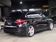 ポルシェ カイエン EUR-GTフルエアロ　正規ディーラー車　ESダウンサス　社外22インチアルミ　キャリパーペイント　 中古車