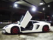 ランボルギーニ アヴェンタドール LP700-4 