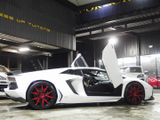 ランボルギーニ アヴェンタドール LP700-4 