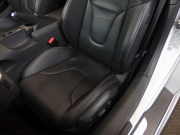 アウディ R8 スパイダー　V10 5.2L　正規ディーラー車　左ハンドル　社外車高調 中古車