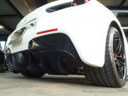 フェラーリ 488GTB レッドレザーシート　LEDカーボンコンビステアリング　純正マフラー可変バルブリモコン　 中古車